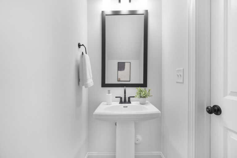 8425 Old Plank Rd. — photo 15 of 28