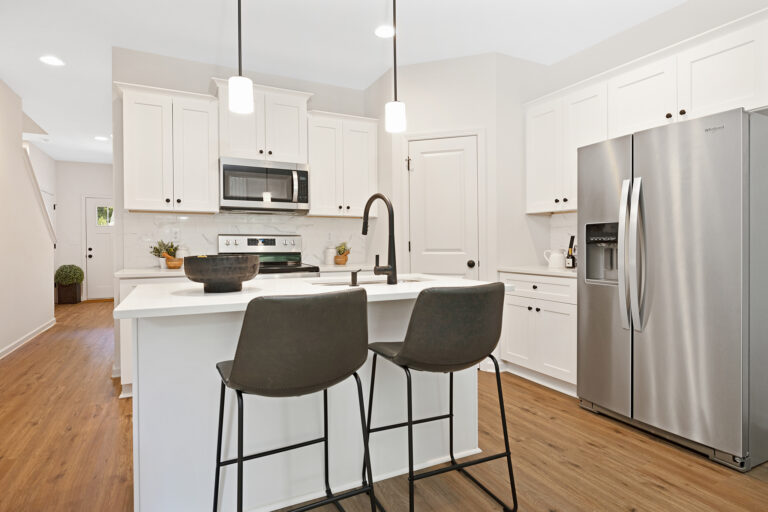 2920 Capitol Dr. — photo 12 of 23