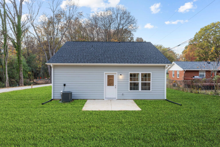 711 East Dr. — photo 2 of 20