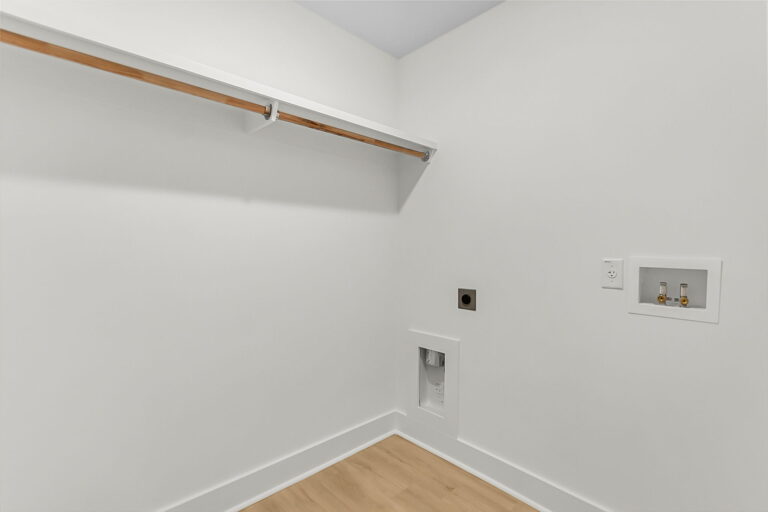 1438 Joy Ave. — photo 24 of 52