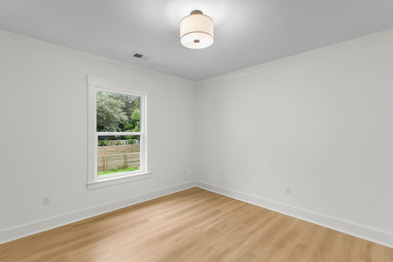 1438 Joy Ave. — photo 8 of 52