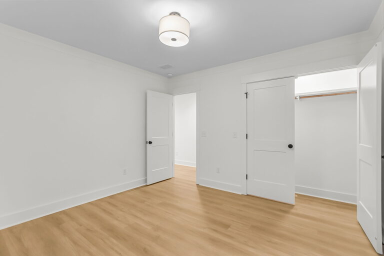 1438 Joy Ave. — photo 15 of 52