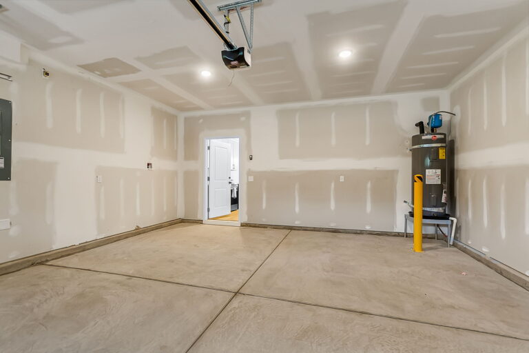 1438 Joy Ave. — photo 21 of 52