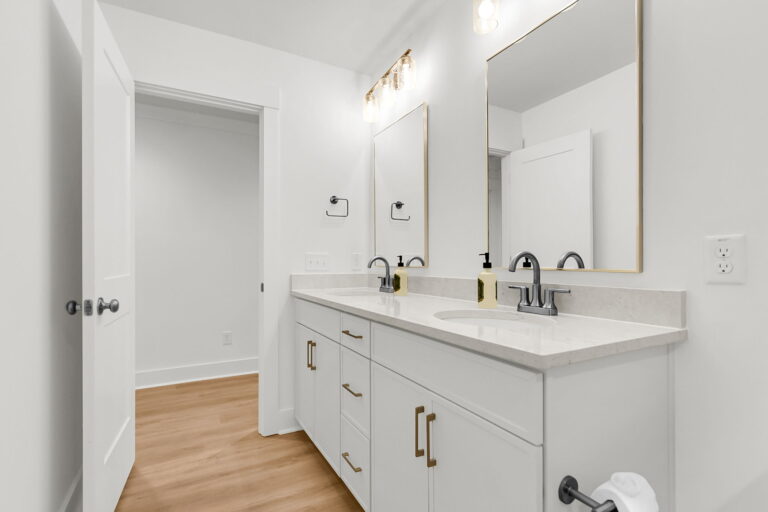 3208 Bonanza Rd. — photo 9 of 55