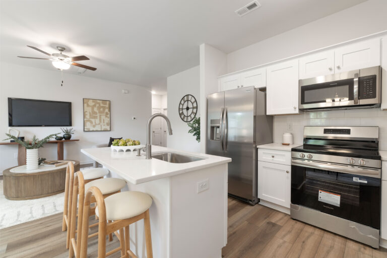 3541 Avalon Ave. — photo 5 of 19
