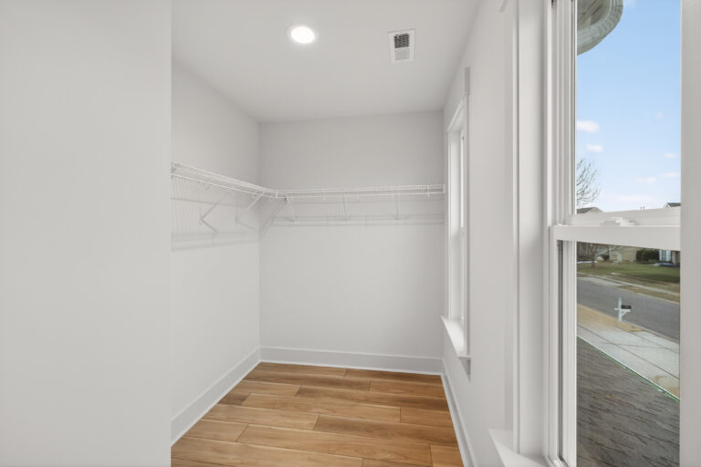12714 Hamilton Rd. — photo 9 of 35