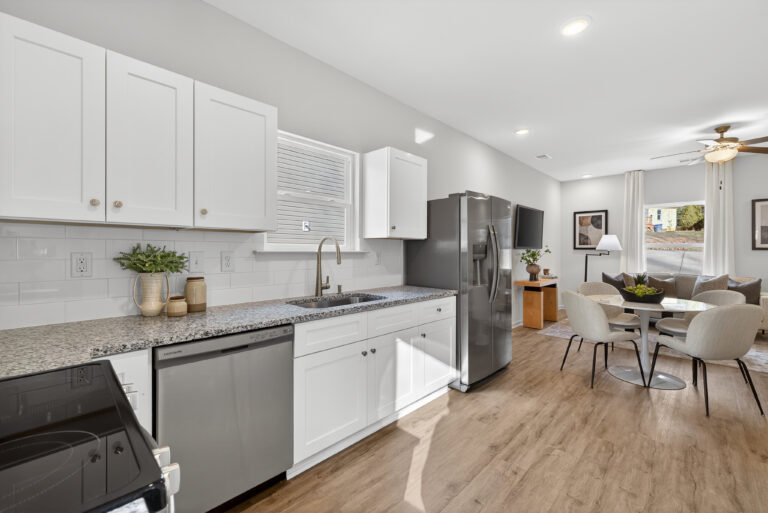 806 S Salisbury Ave. — photo 6 of 19